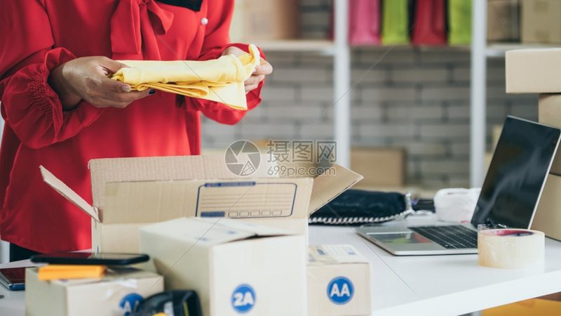 亚马逊代运营与自运营：揭秘两者差异及案例分析